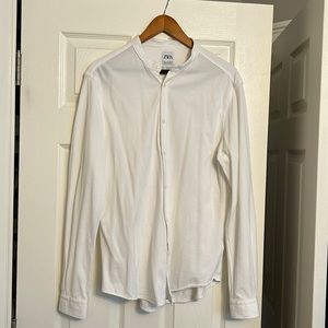 ZARA Men’s white button down with band collar, size L